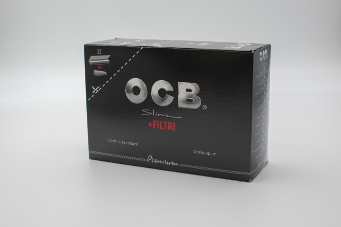 OCB ΜΑΥΡΟ ΜΕΓΑΛΟ ΜΕ ΤΖΙΒΑΝΑ ΧΑΡΤΑΚΙΑ